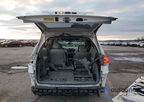 2013 Toyota Sienna Xle V6 8 Passenger from USA, damaged, VIN 5TDYK3DC2DS290022